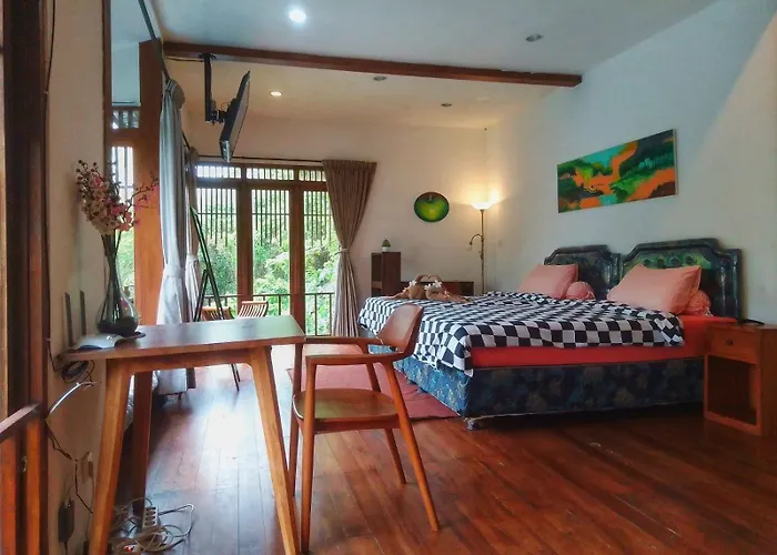 Malathi Cozy Wooden House - Garden Pool View * ウブド