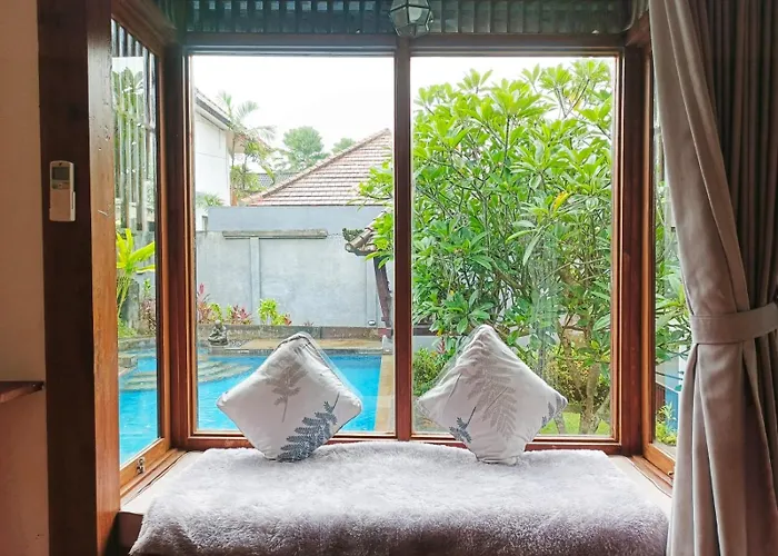 Malathi Cozy Wooden House - Garden Pool View ウブド