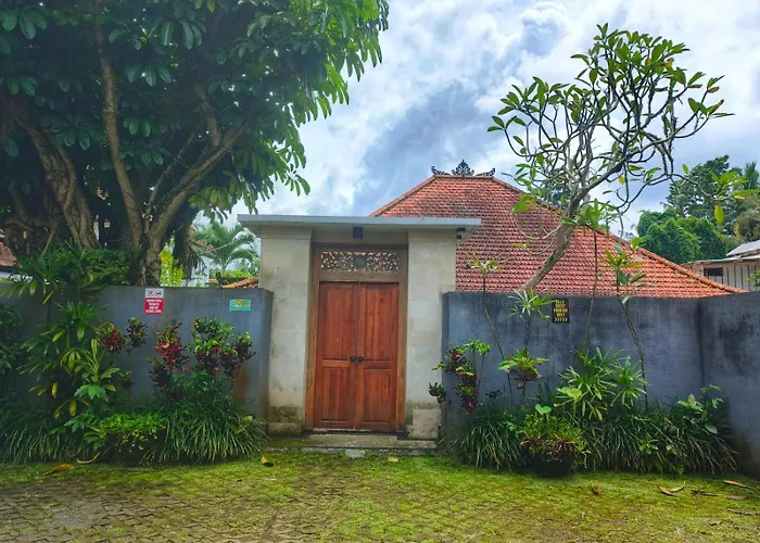 Malathi Cozy Wooden House - Garden Pool View ヴィラ ウブド